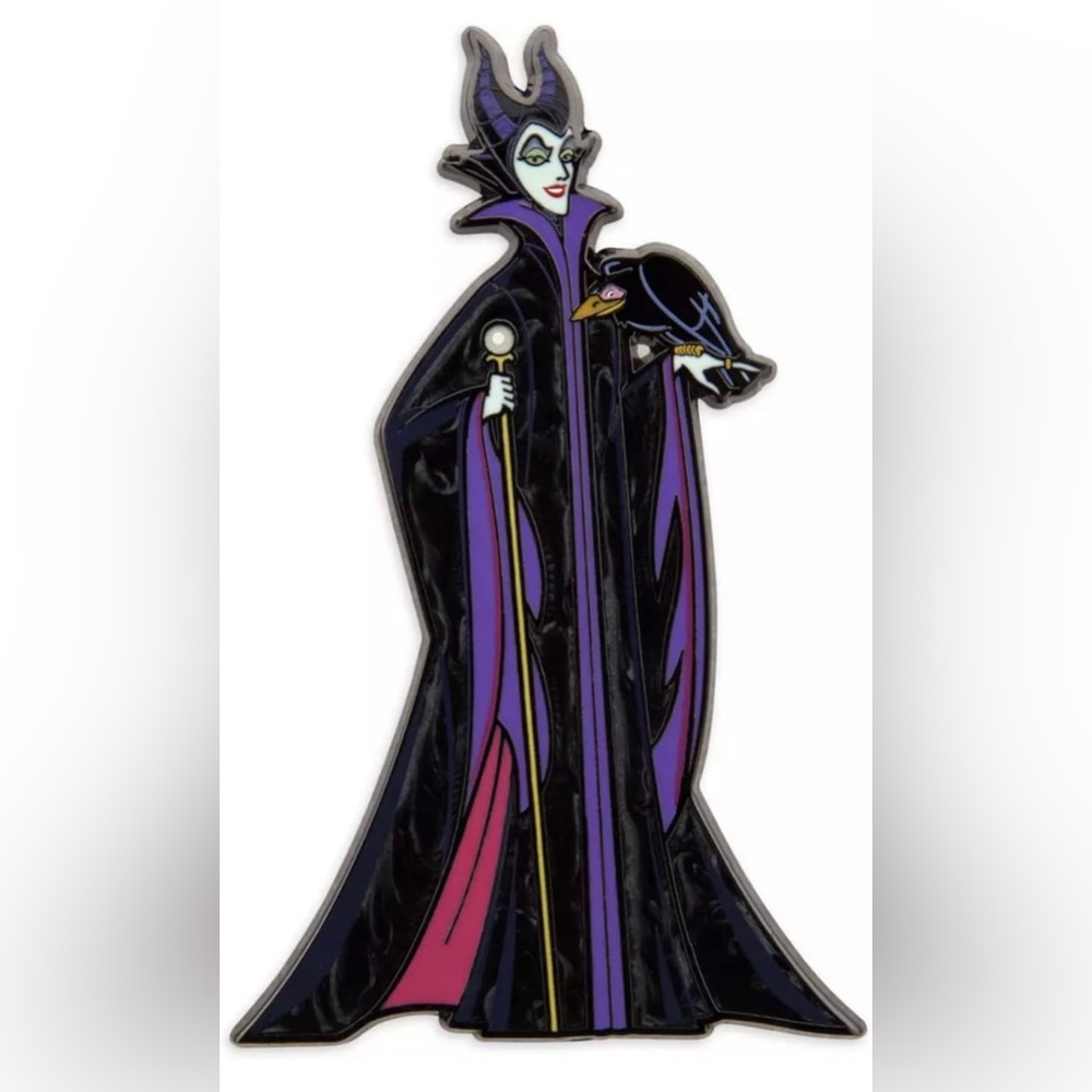 NEWDisney Parks Villains MALEFICENT Collectible FigPin 646